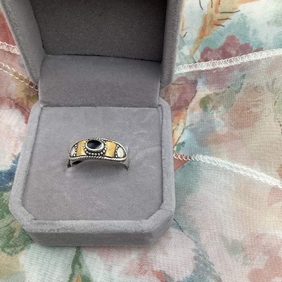 Sterling Silver and Brass Ring with Onyx Stone - Picture 5 of 5